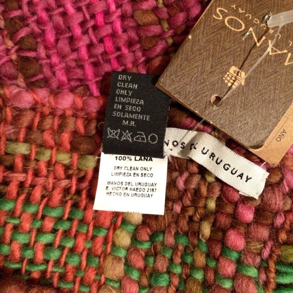 Manos del Uruguay wool scarf - Picture 9 of 11